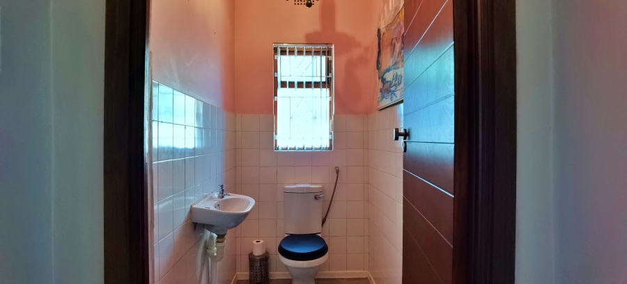 4 Bedroom Property for Sale in Hartenbos Central Western Cape